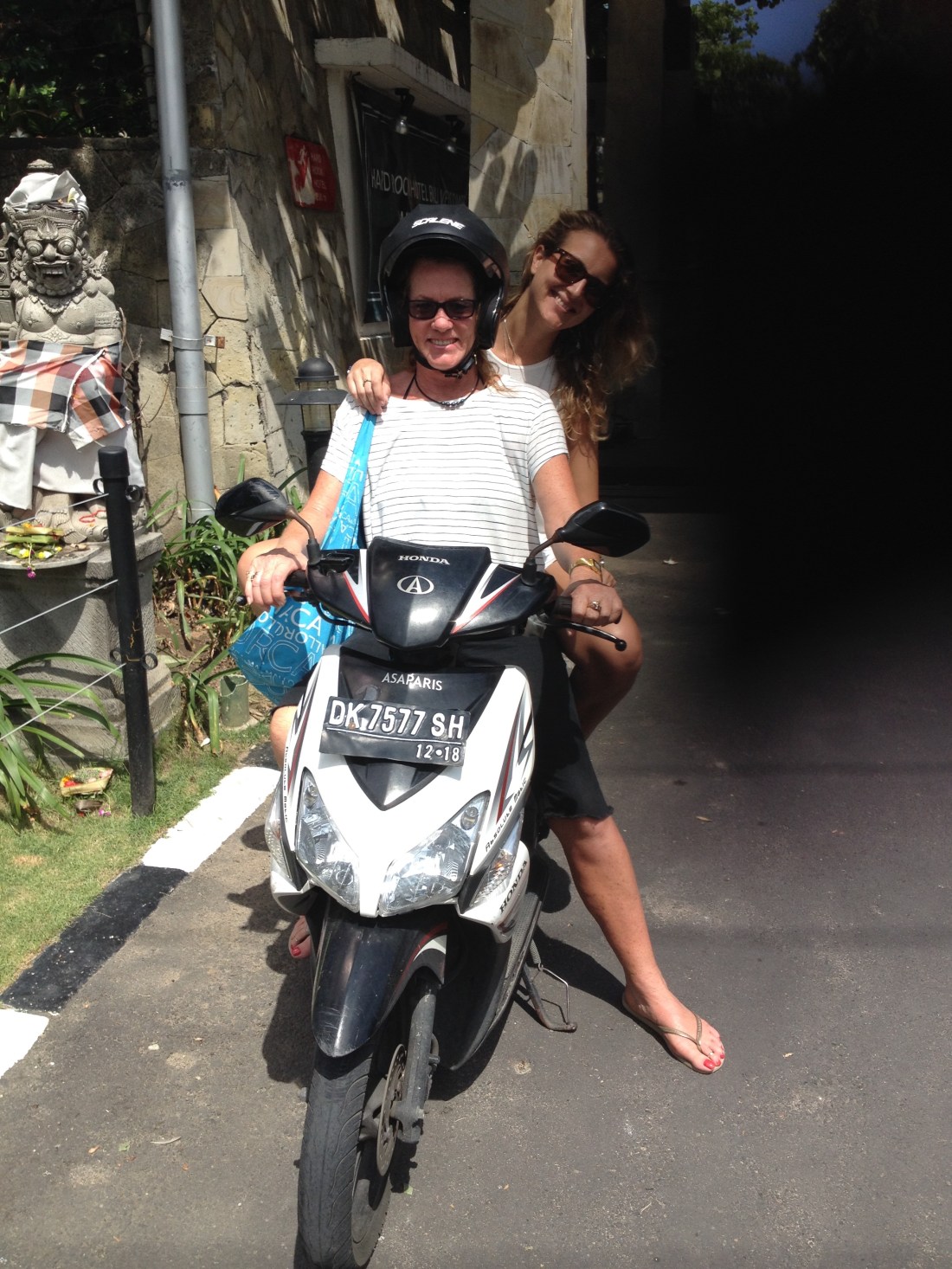 688ACE76-C270-485B-9517-871B0BE49659