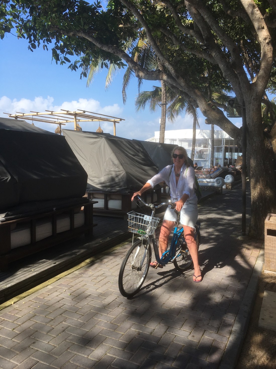 BB358A5E-1DF2-43DF-837F-6C8F1DF3B6D3